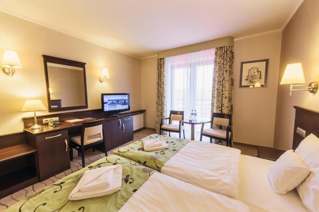 Отель Malinowy Dwór Hotel Medical SPA Сверадув-Здруй-40